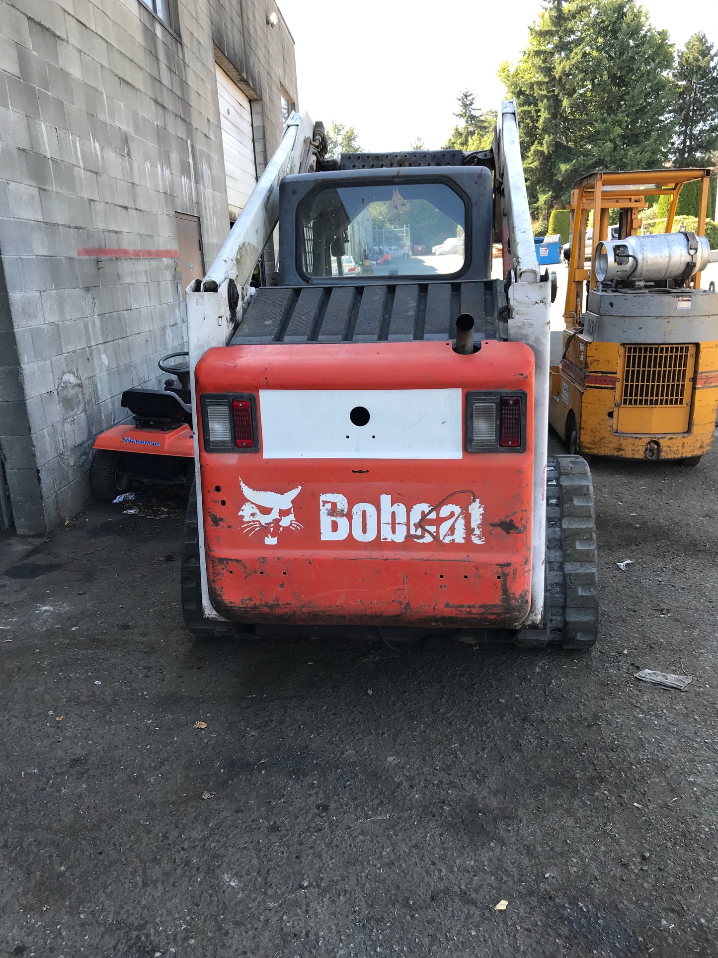 Bobcat T180