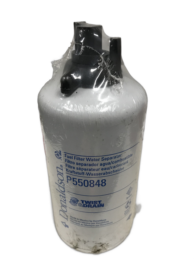 P550848 Donaldson Filter: Efficient spin-on fuel/water separator for reliable separation.